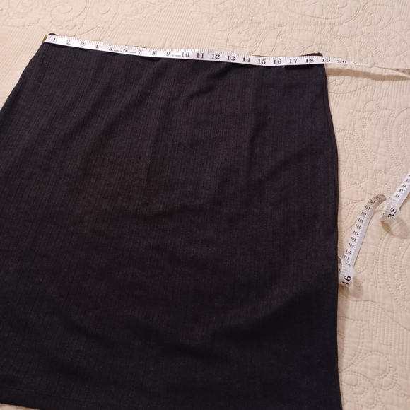 Loft Outlet knit skirt - Picture 4 of 10